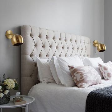 Tierra 7" Modern Midcentury Iron LED Sconce with Pull-Chain Switch - JONATHAN Y